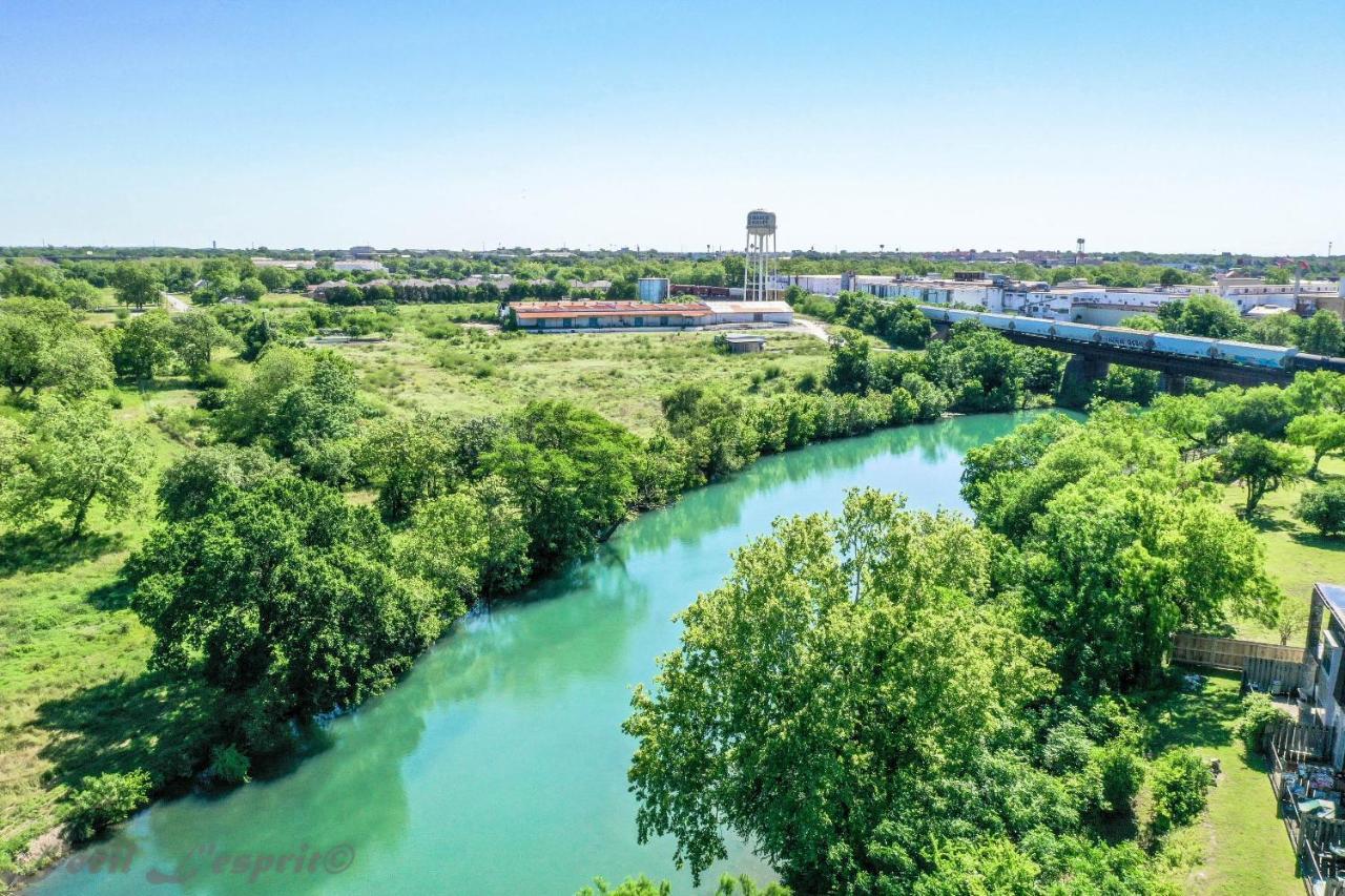 Ss 4B Riverside Condo Нью-Браунфелс Екстер'єр фото
